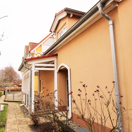 Appartementanlage Uns Strandhus 11 Apartment *
