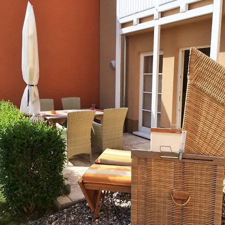 Appartementanlage Uns Strandhus 11 Apartment Kuehlungsborn
